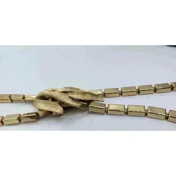 Vtg Gold Box Link Chain Necklace Earrings Faux Slide Leaves Tassel Laria… - Picture 9 of 9